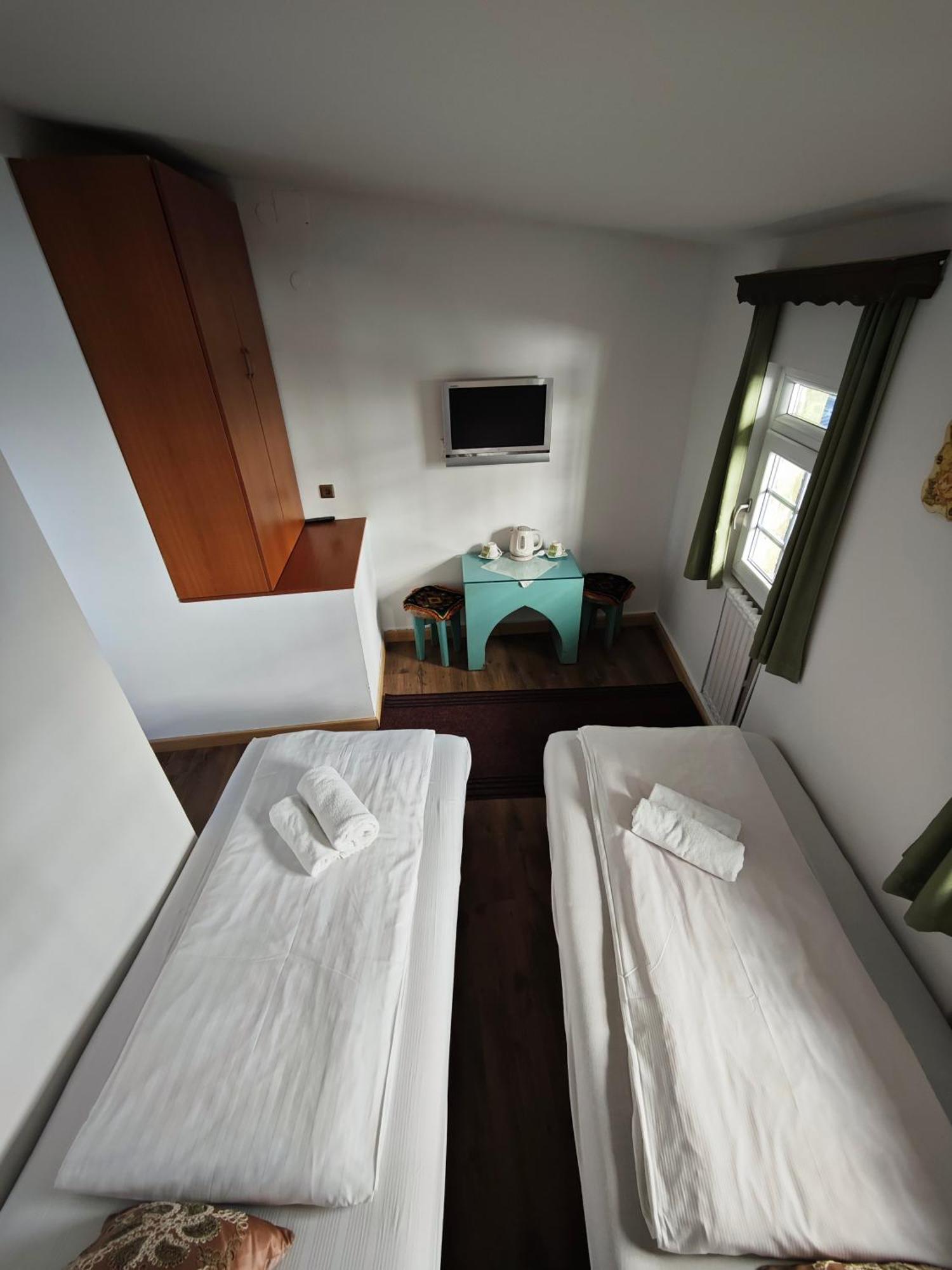 Guesthouse Yildiz Sarajevo Buitenkant foto