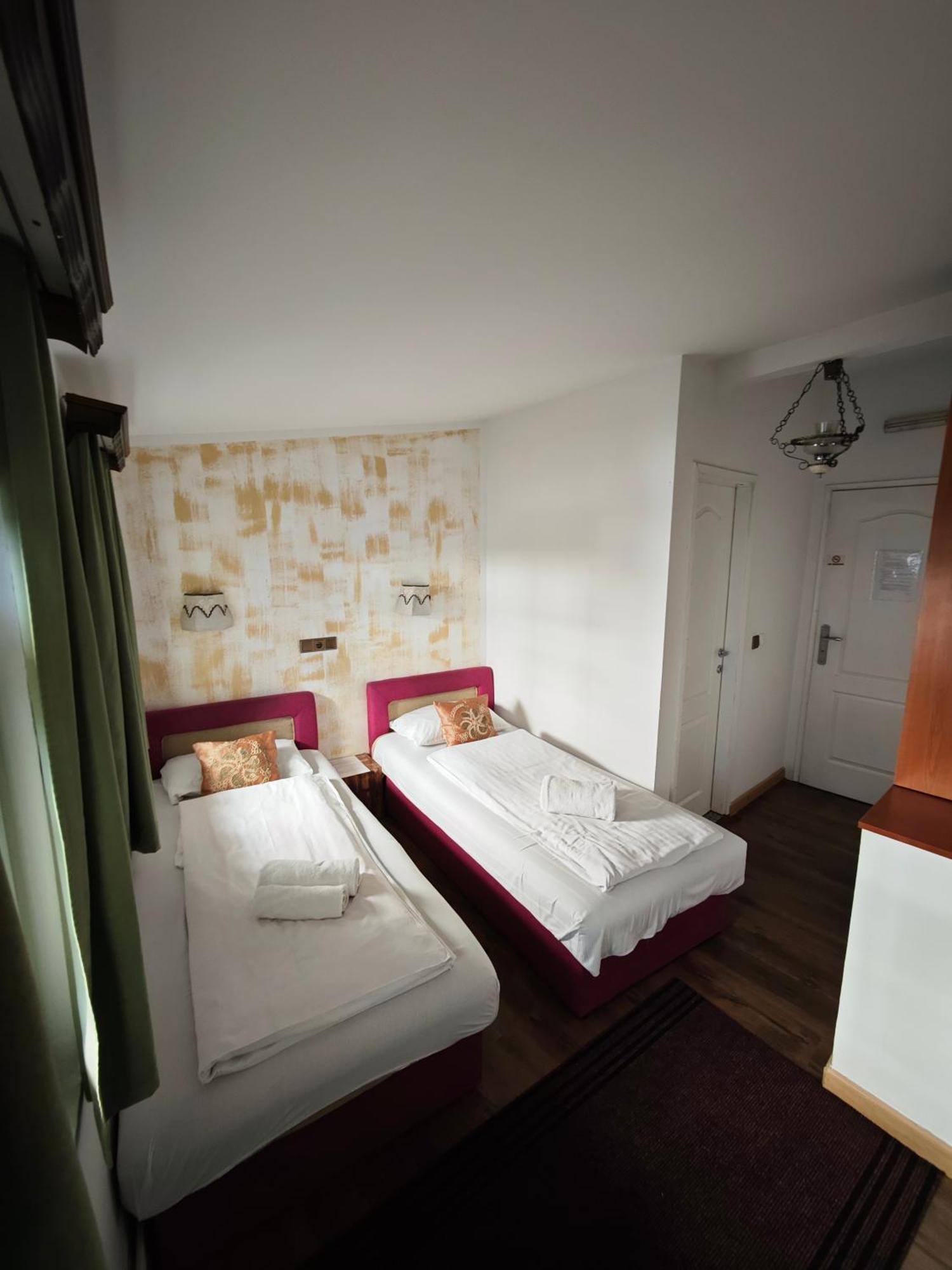 Guesthouse Yildiz Sarajevo Buitenkant foto