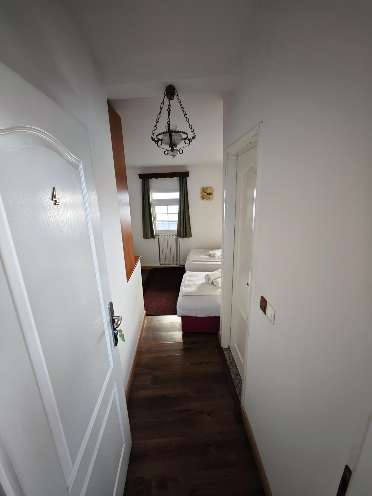 Guesthouse Yildiz Sarajevo Buitenkant foto