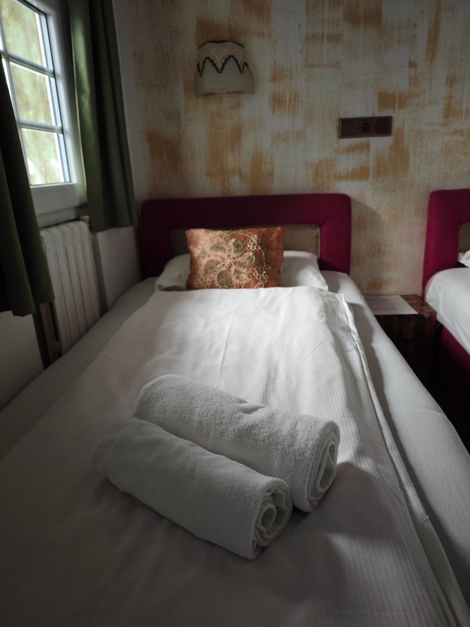 Guesthouse Yildiz Sarajevo Buitenkant foto